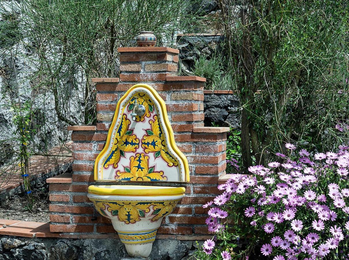 Fontana Del Cherubino Santa Maria di Licodia Zewnętrze zdjęcie