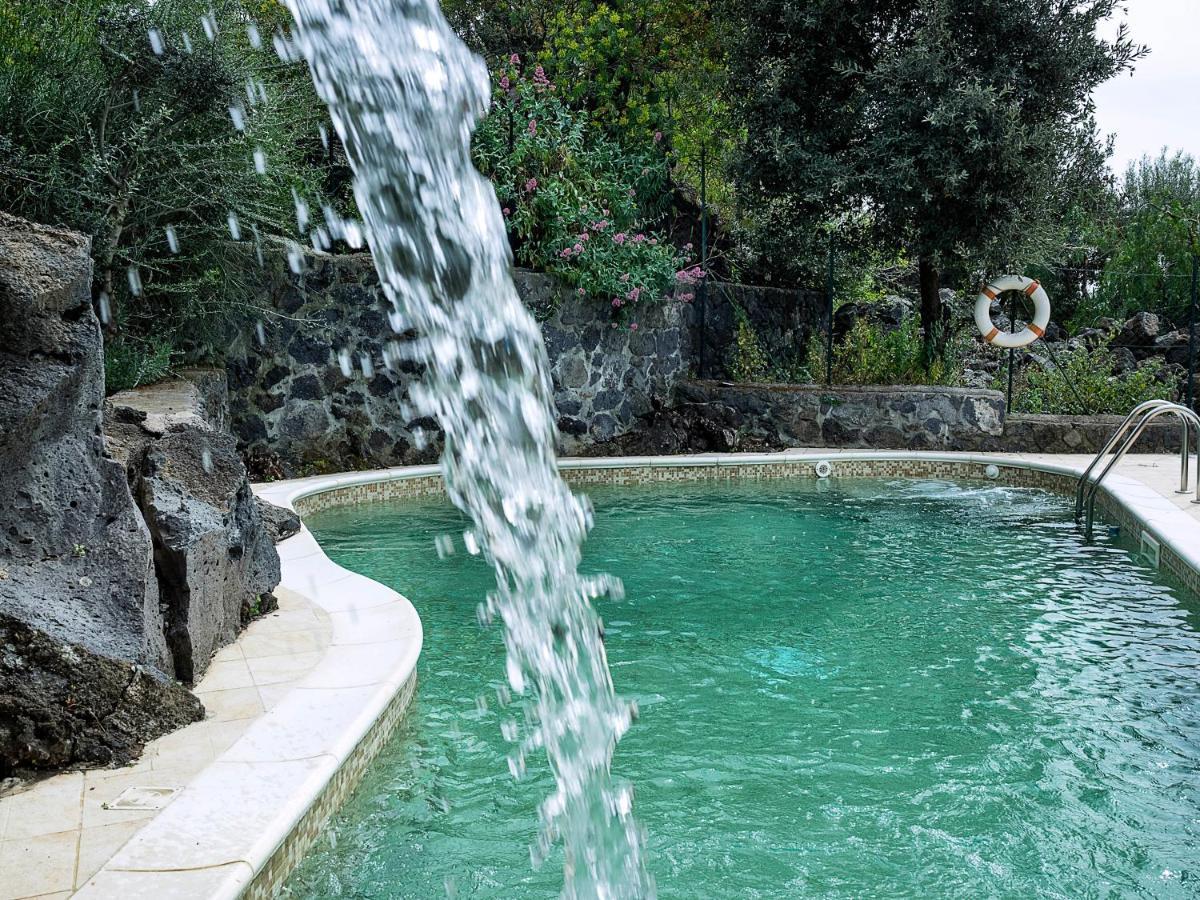 Fontana Del Cherubino Santa Maria di Licodia Zewnętrze zdjęcie